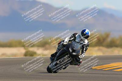 media/Oct-09-2022-SoCal Trackdays (Sun) [[95640aeeb6]]/Turn 15 (150pm)/